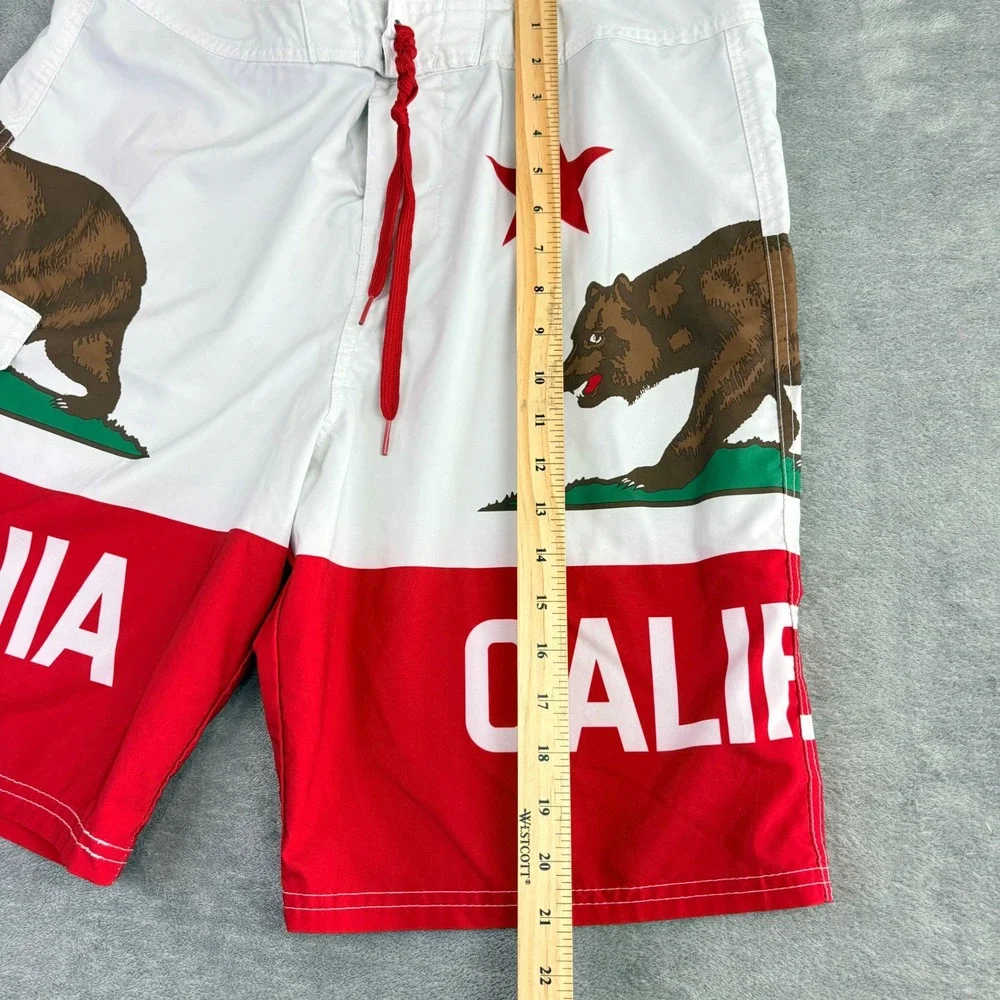Carbon Mens 34 White Red California Republic Flag Board Shorts Cargo Pocket Surf